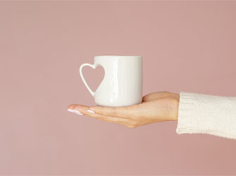 ماگ سرامیکی جادویی دسته قلبی